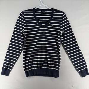 0912 Medium Tommy Hilfiger Women's Pima Cotton Blend V-Neck Long Sleeve Sweater